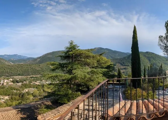 Les Colombes Bed and breakfast 3*